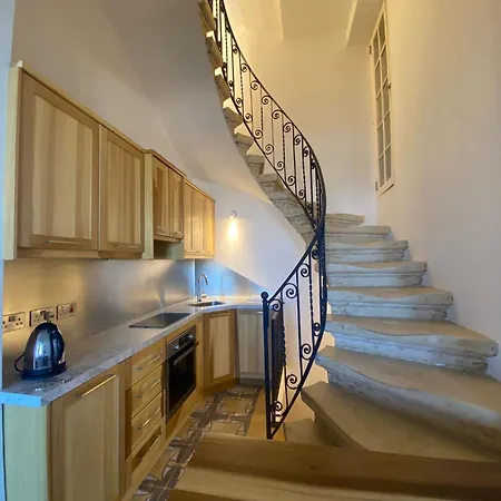 Seaview Townhouse *